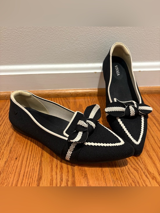 Vivaia Shoes - Vivaia Pointed-Toe Bow Loafers (Michelle 2.0) Size 37.5